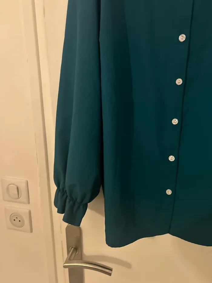 Blouse verte - photo numéro 3