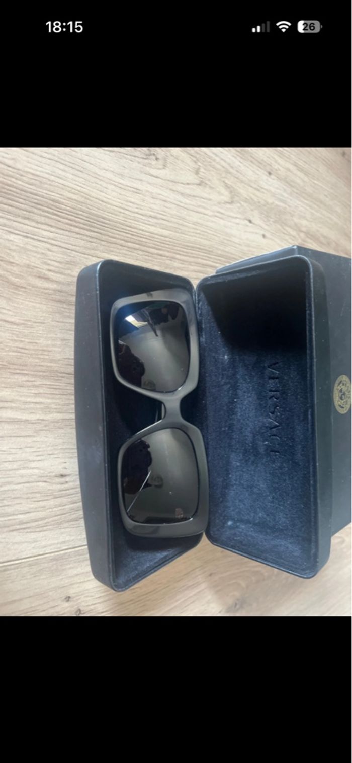 Lunettes solaires Versace médusa Swarovski - photo numéro 2