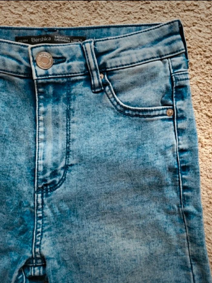 Jean skinny bleu effet neige Bershka XS 34 - photo numéro 8