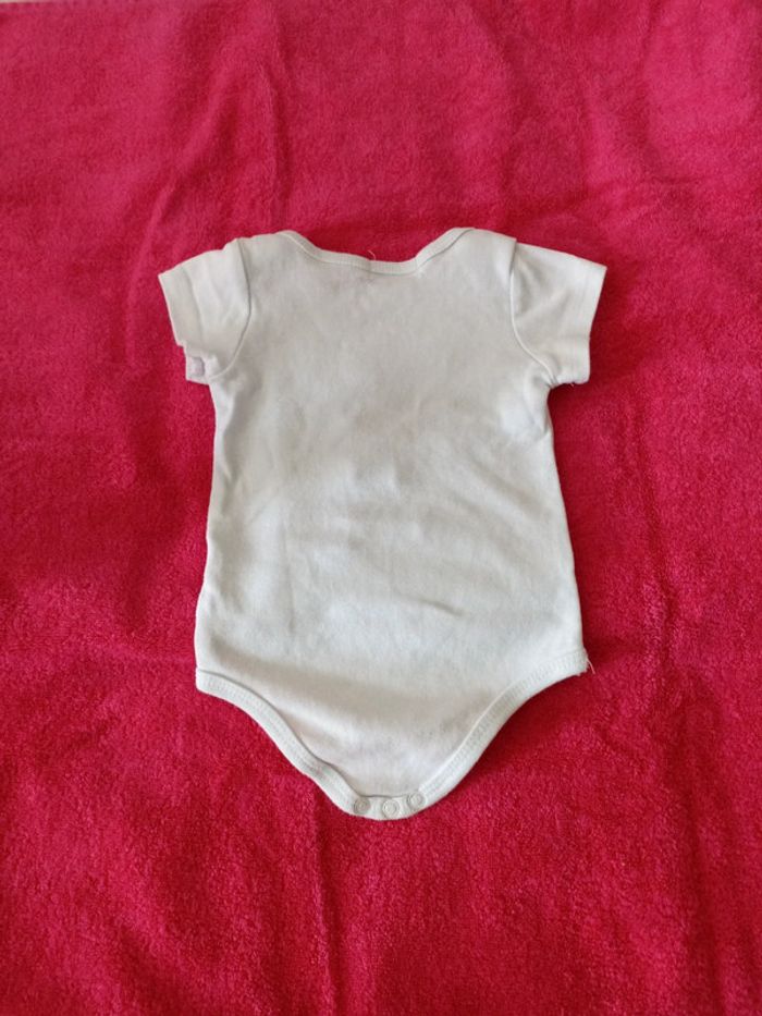 Body 1 an - photo numéro 4