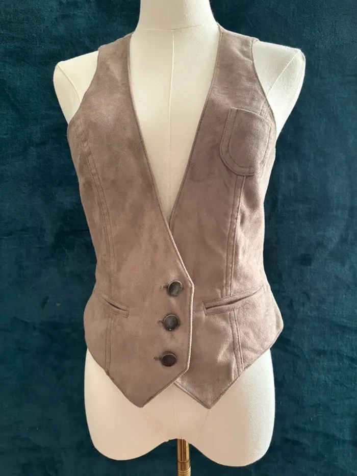 Gilet sans manches camel suédine vintage Camaïeu – taille 40 (équiv. M/L) - photo numéro 2