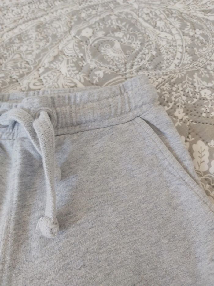 Lot de shorts garçon 18/24 mois. - photo numéro 5