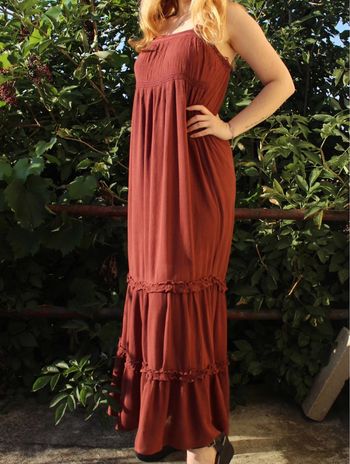 Robe longue couleur brique