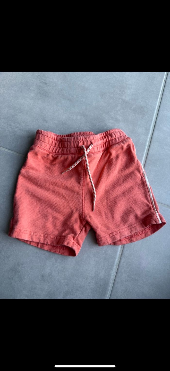 Short 24 mois - photo numéro 2