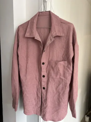 Sur chemise rose