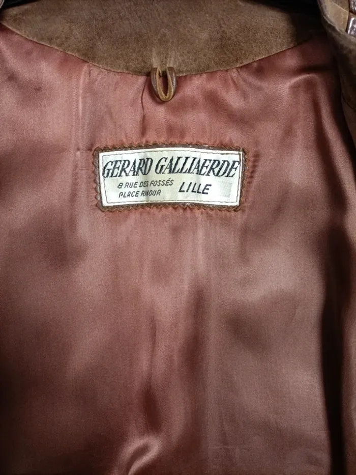 Veste courte en croûte de cuir vintage - taille 42 - tailleur Gérard Galliaerde A282 - photo numéro 11