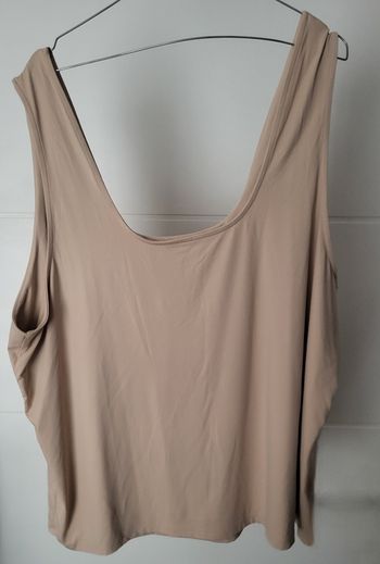 Très joli débardeur 3XL beige très clair Kiabi