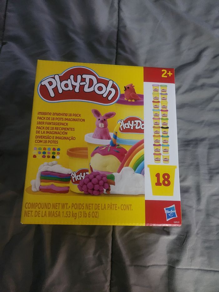 18 pots pâte à modeler