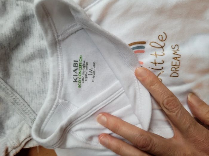 Ensemble 1 mois tbe - photo numéro 3