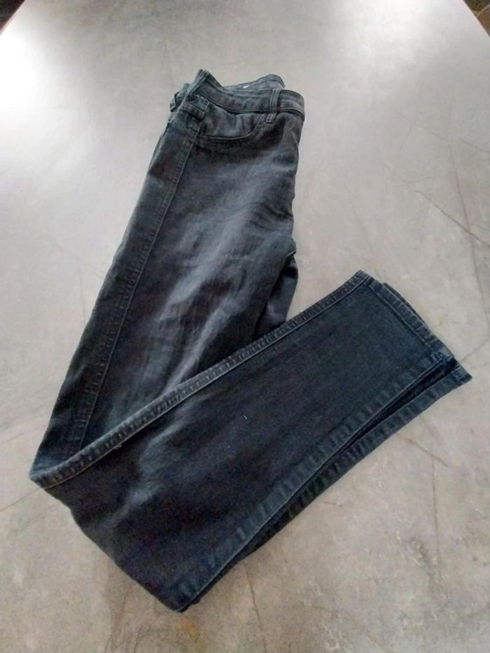 Jean H&M taille 36 - photo numéro 3