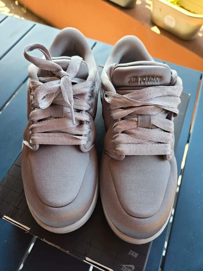 Nike air Jordan 1 low mm taille 38 neuves grises - photo numéro 4