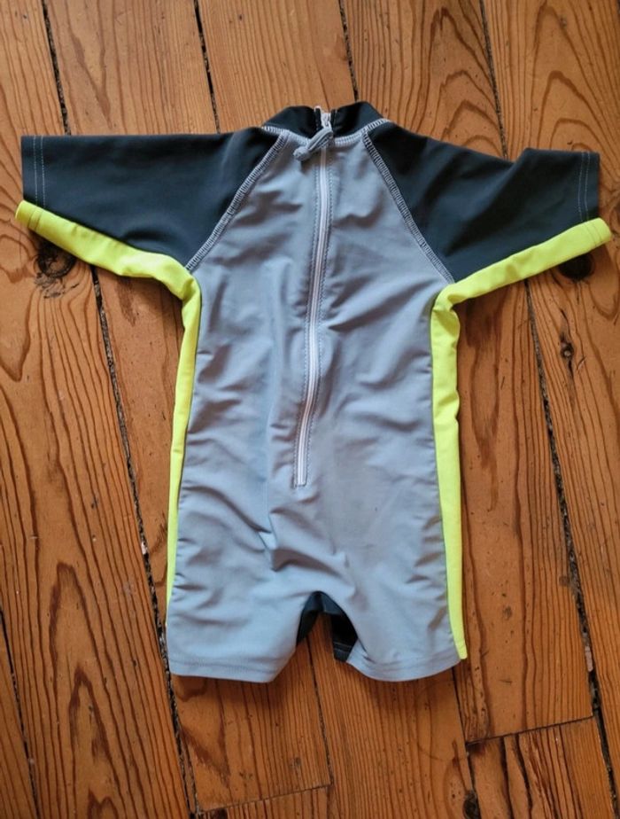 Maillot de bain anti uv 12 mois - photo numéro 2