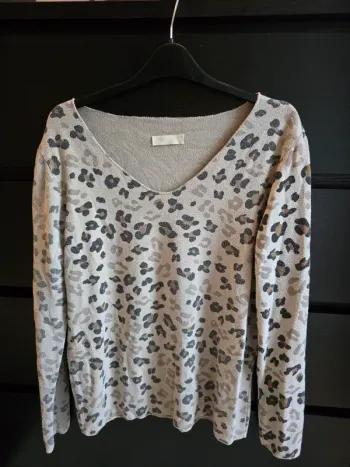 pull fin tacheter beige