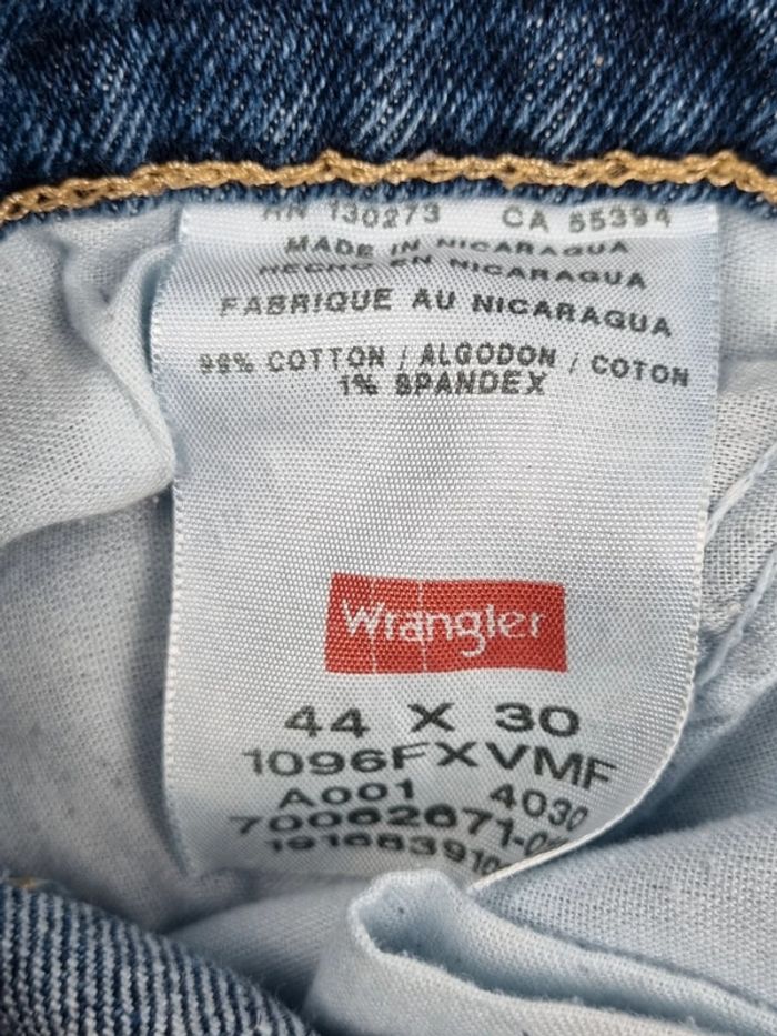 Jeans Wrangler bleu – Taille 44x30 Hommes (mesures en photos) - photo numéro 7