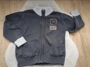 Gilet zippé gris Alphabet création 4 ans