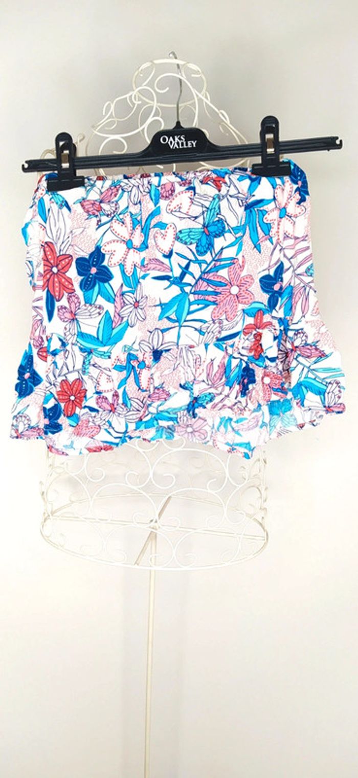 Jupe fleurie 8 ans - photo numéro 2