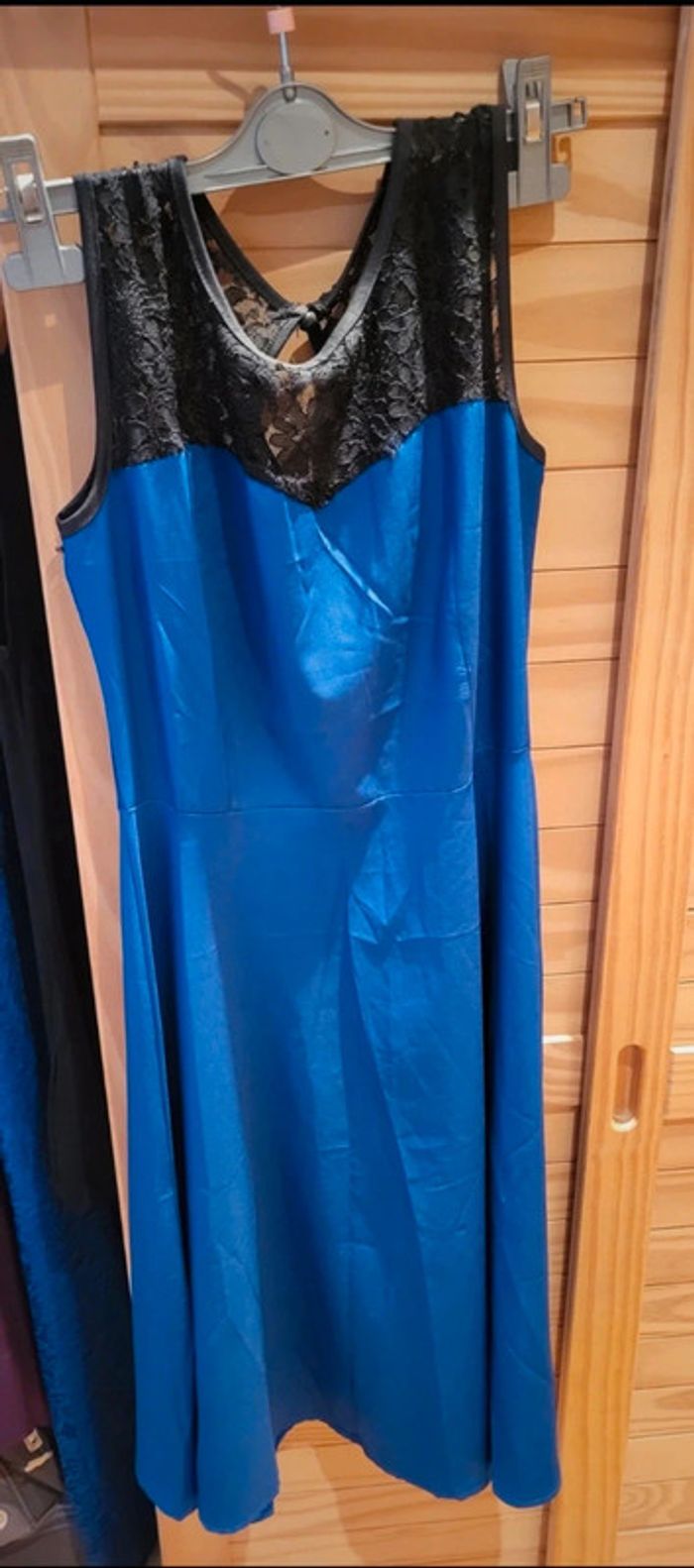 Robe bleue