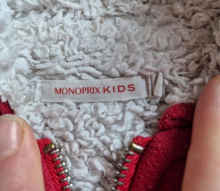 Manteau / veste Monoprix 6 ans rouge avec capuche A61 - photo numéro 5