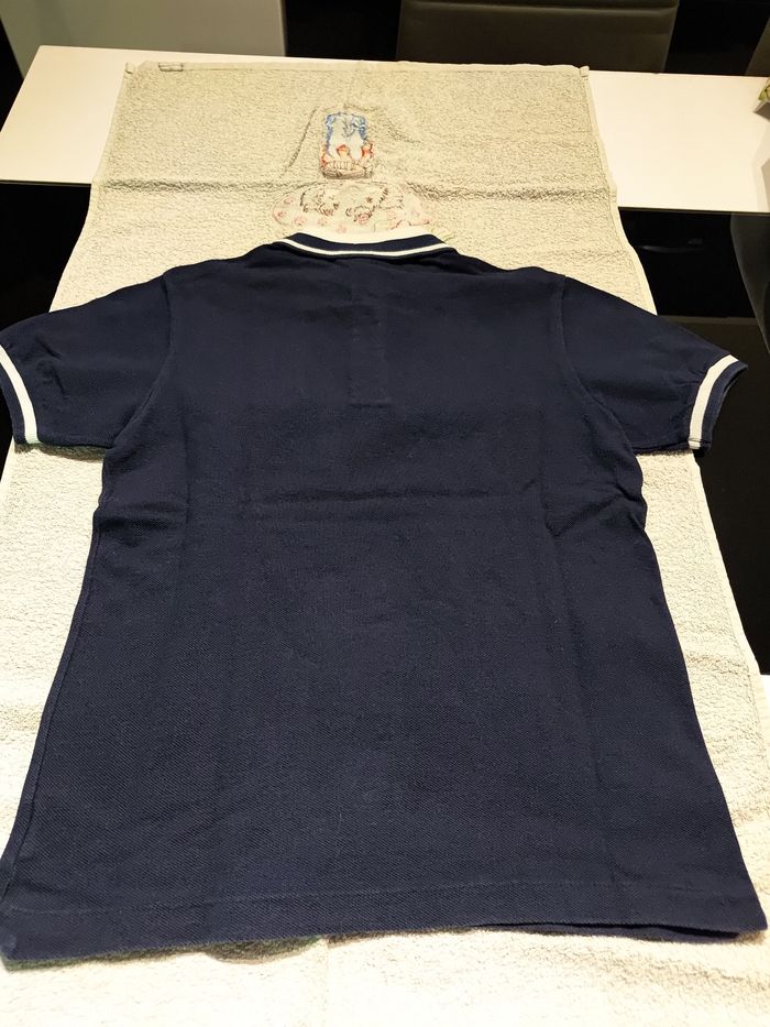 Tee shirt manches courtes  LACOSTE. Taille 10 ans - photo numéro 2