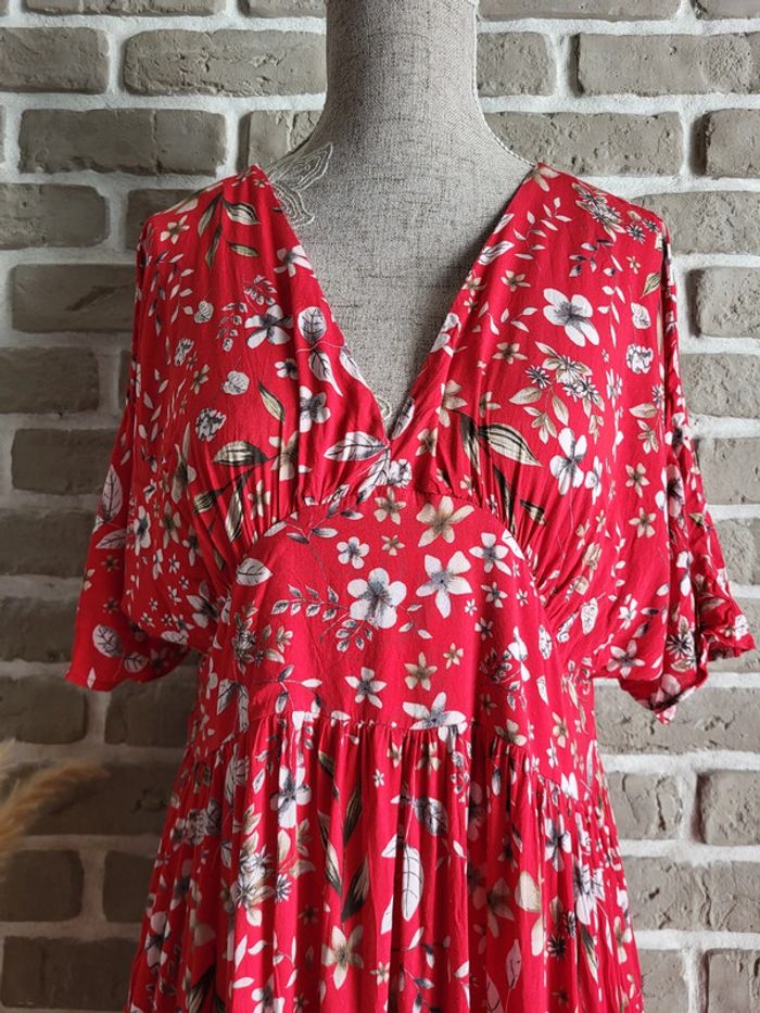 Belle robe Zara rouge à imprimé fleuri - Bohème Romantique - photo numéro 3