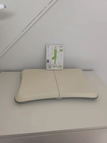 Wii - Wii Fit + Wii balance