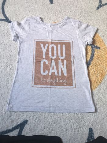 T-shirt you Can be anything gros doré or Primark 7-8 ans
