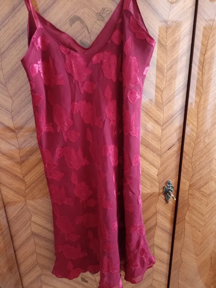 Petite robe ou nuisette - T 42/44 - photo numéro 3