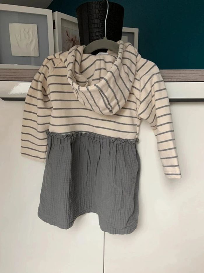 Robe - Zara 👧🏼 24 mois (92 cm) - photo numéro 3