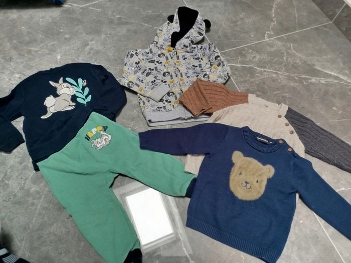 Lot vêtements bebe garçon 12 mois