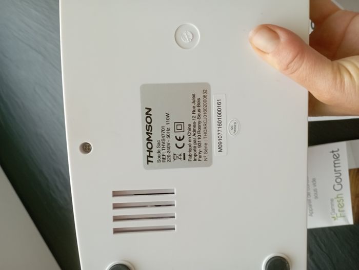 Appareil de conservation sous vide Thomson Neuf - photo numéro 4