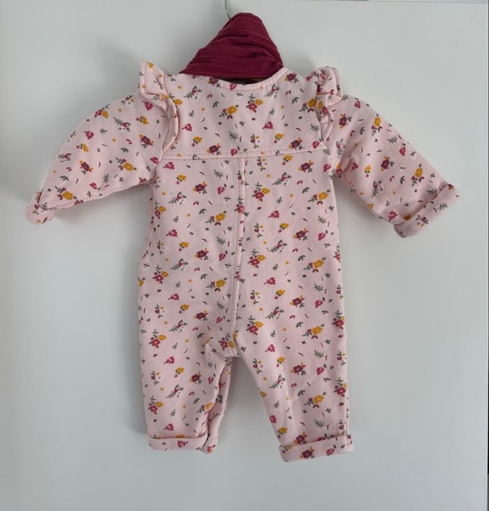 Combinaison fleurie bébé fille avec bandeau - photo numéro 2