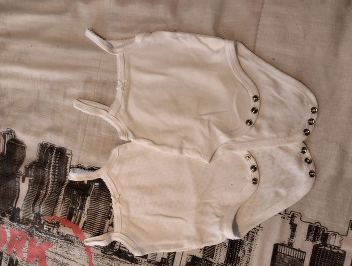 Lot 3 mois fille - photo numéro 2