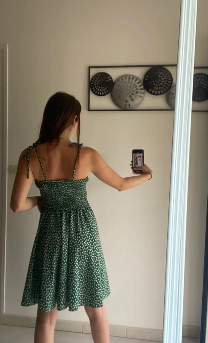 Robe verte - photo numéro 5