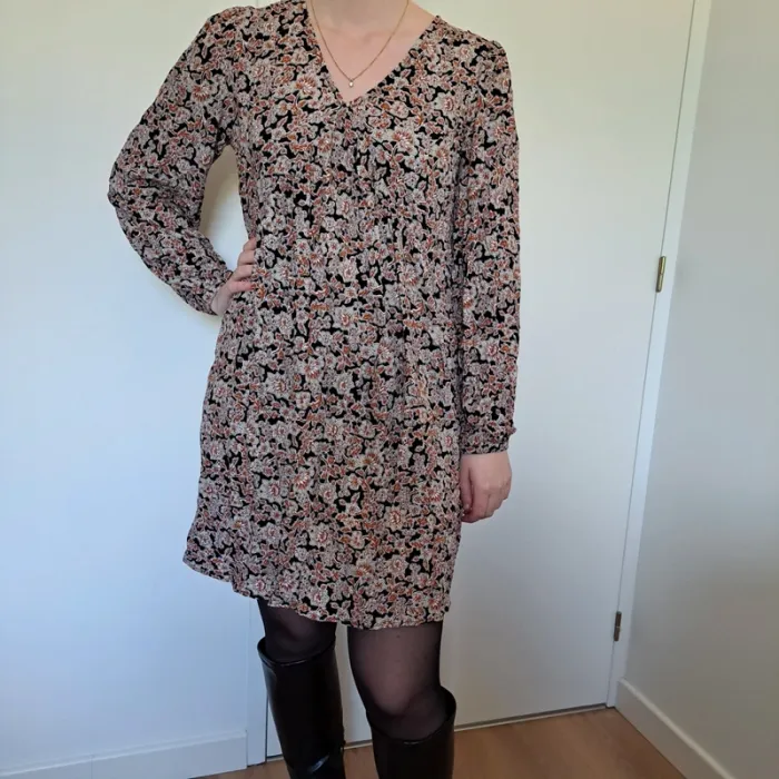Robe fleurie manches longues - photo numéro 2