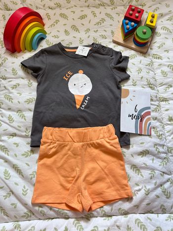 ensemble short et teeshirt gris et orange 6 mois tex baby
