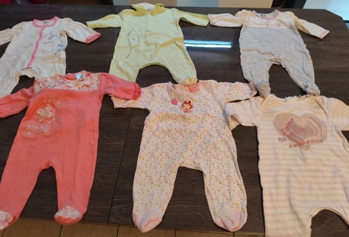 Gros lot de 68 pieces fille été taille 3 mois - photo numéro 10