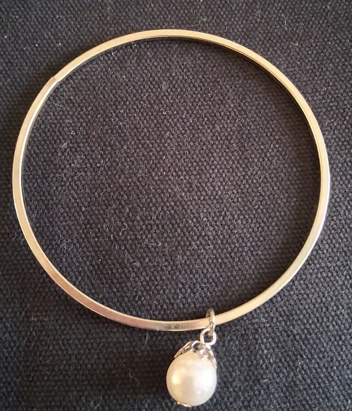 5 bracelets avec breloque - photo numéro 4