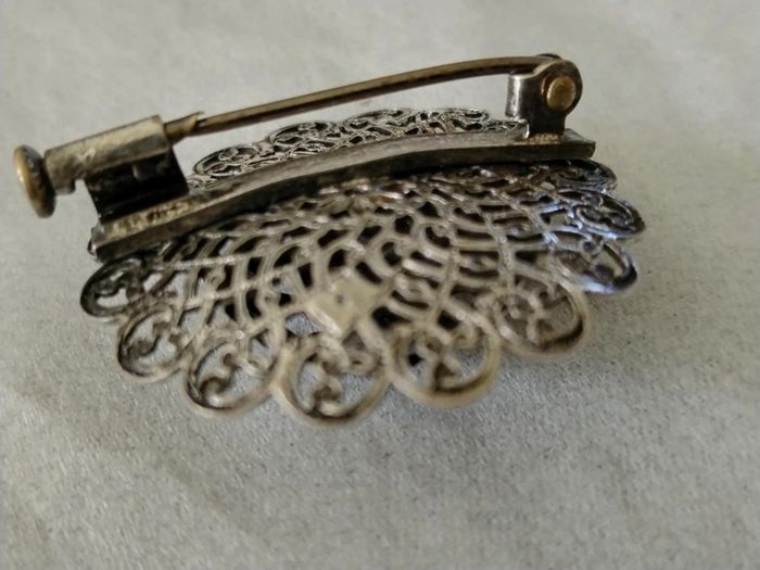Très ancienne broche argentée. - photo numéro 6