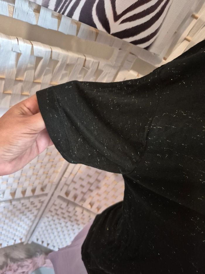 💕joli t-shirt noir avec détails pailletés argentés femme TXS/ 34 kaporal 💕 - photo numéro 11