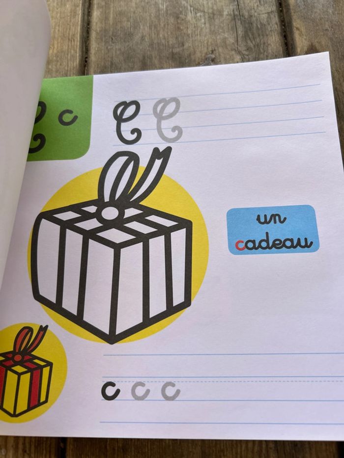 j’écris et je colorie l’alphabet - photo numéro 3