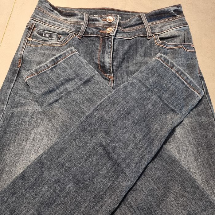 Jean taille haute 40 - photo numéro 2