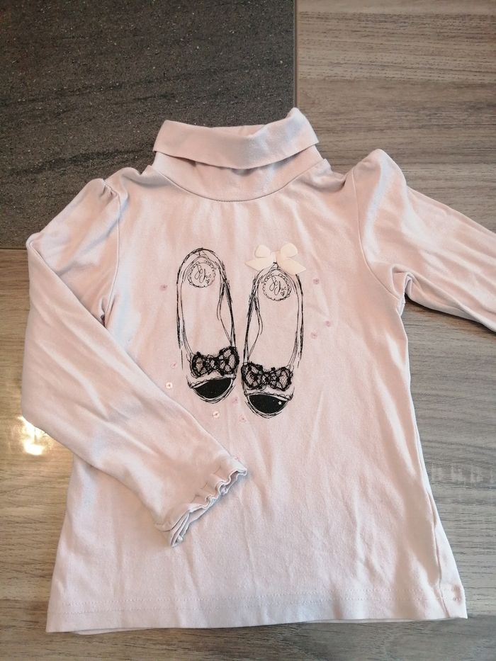 Sous pull rose pâle ballerines