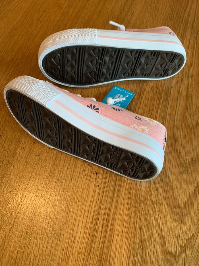Baskets 🌸 - photo numéro 4