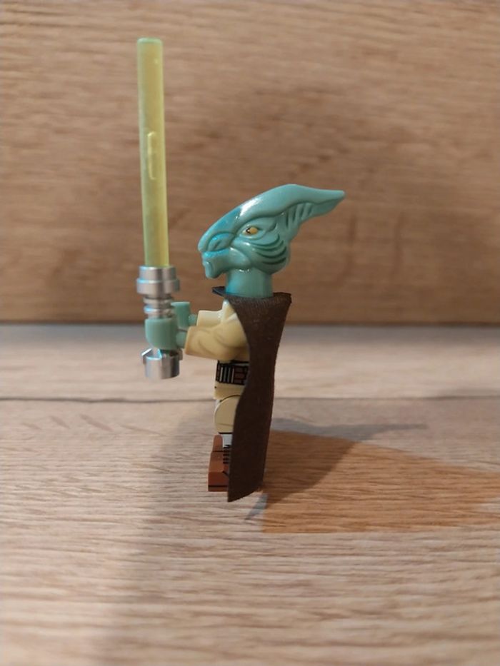 Figurine type lego custom Jedi Coleman Trebor star wars - photo numéro 2