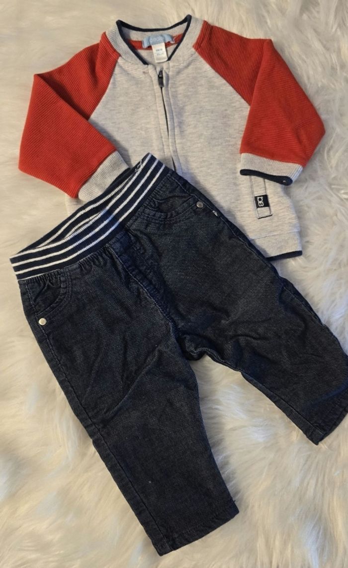 💙😍🤩 superbe Ensemble 6 mois garçon 🤩😍💙 - photo numéro 2