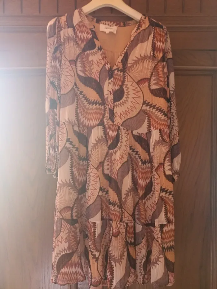 Très belle robe Bash T3
