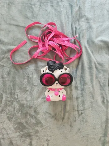 Lol suprise big pet avec ses lunettes