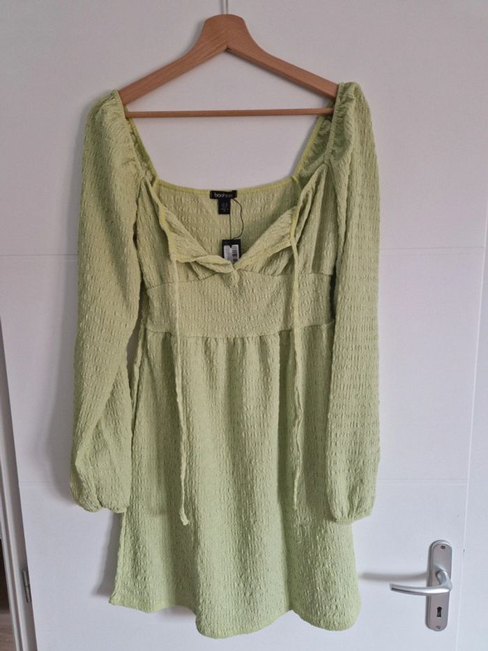 Robe courte boohoo verte – Taille 38 – Neuve avec étiquette 🌿 - photo numéro 2