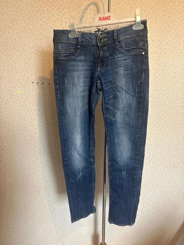 Jeans taille 36 sans étiquette voir mesure marque promod