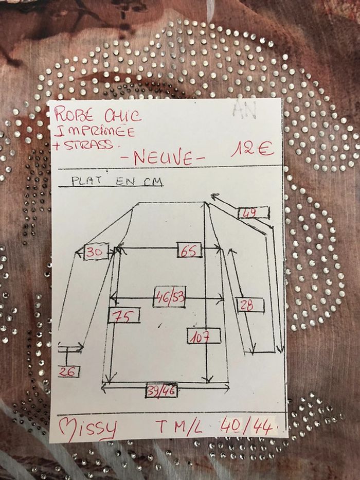BB-Robe chic imprimée + strass T 40/44 NEUVE - photo numéro 15